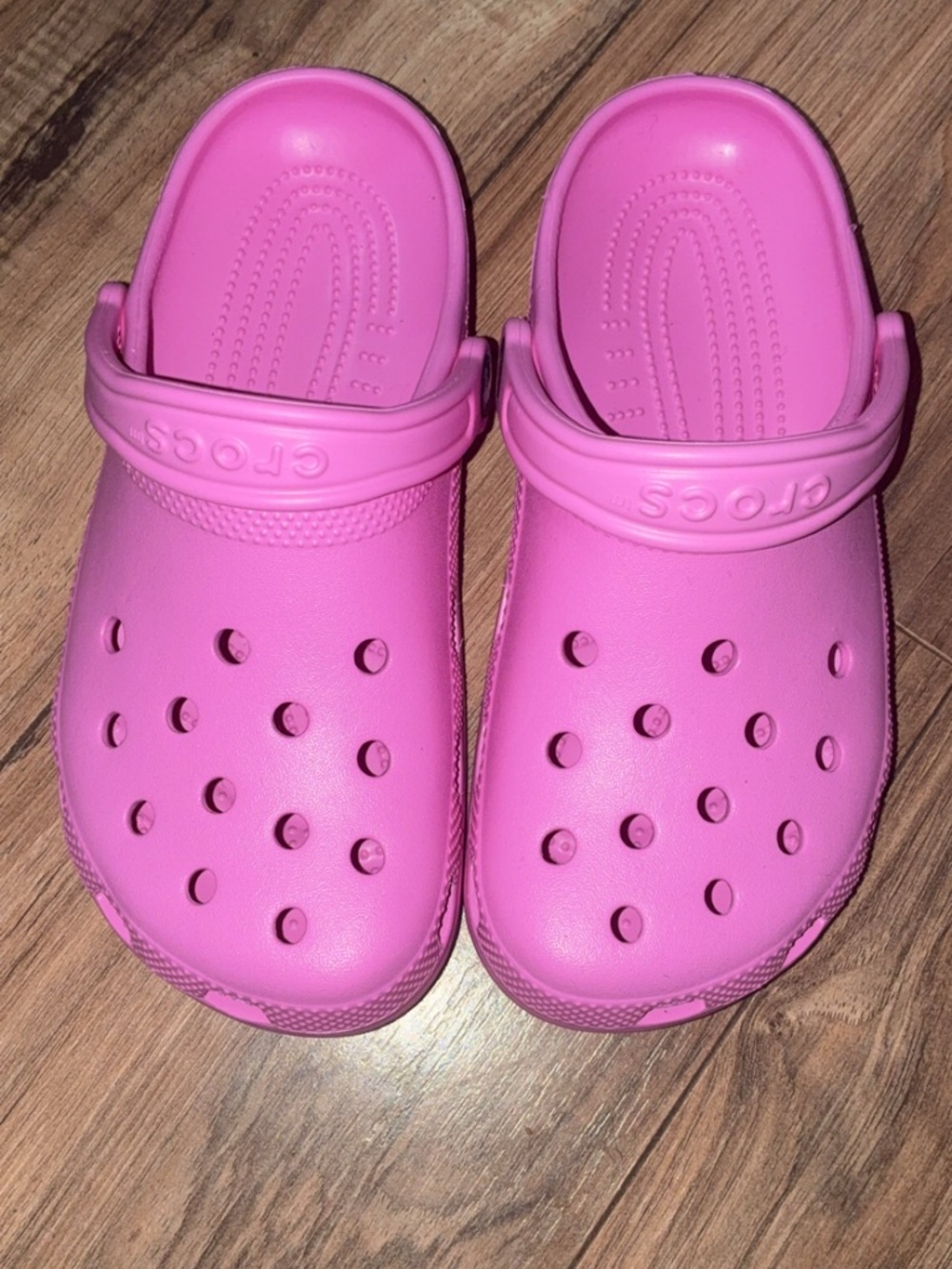 Kids CROCS Bright Pink size 5